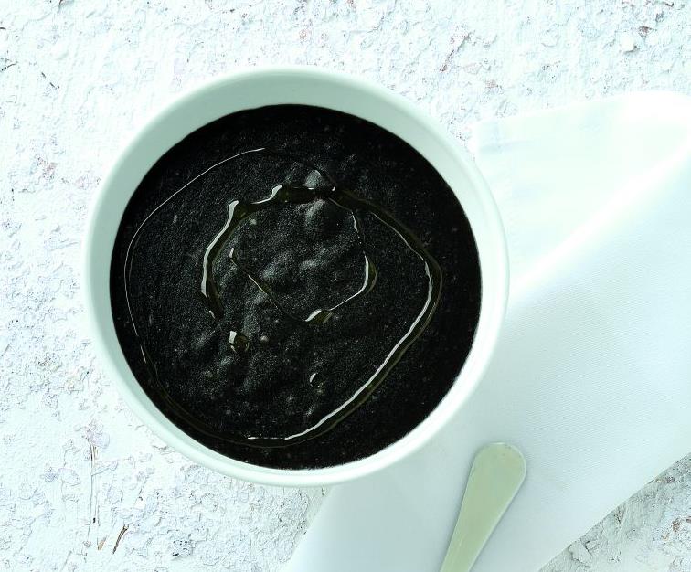 Σούπα με μελάνι σουπιάς