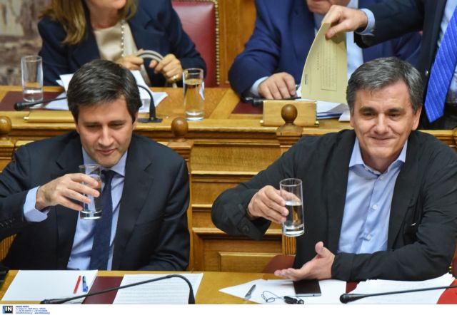 Βουλιάζουν στην… καθημερινότητα οι υπουργοί ΣΥΡΙΖΑ-ΑΝΕΛ