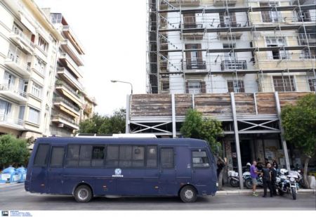Thessaloniki: 74 arrested after police evacuate three occupied buildings