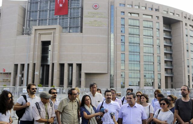 Τις περιουσίες αντιφρονούντων δημοσιογράφων δεσμεύει το καθεστώς Ερντογάν