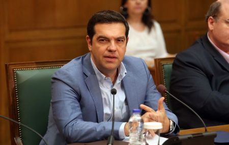 42 κεράκια για τον Τσίπρα