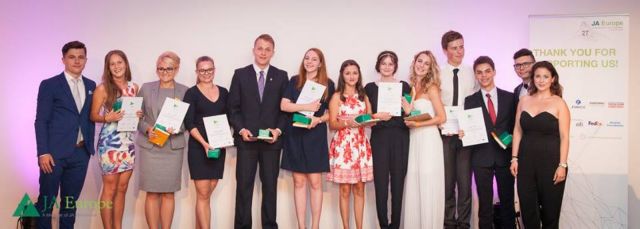 Ευρωπαϊκό βραβείο καινοτομίας σε μαθητές από την Πιερία για το «Smileybin»