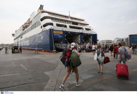 Συγκρατημένα αισιόδοξες οι προοπτικές του κλάδου της ακτοπλοΐας