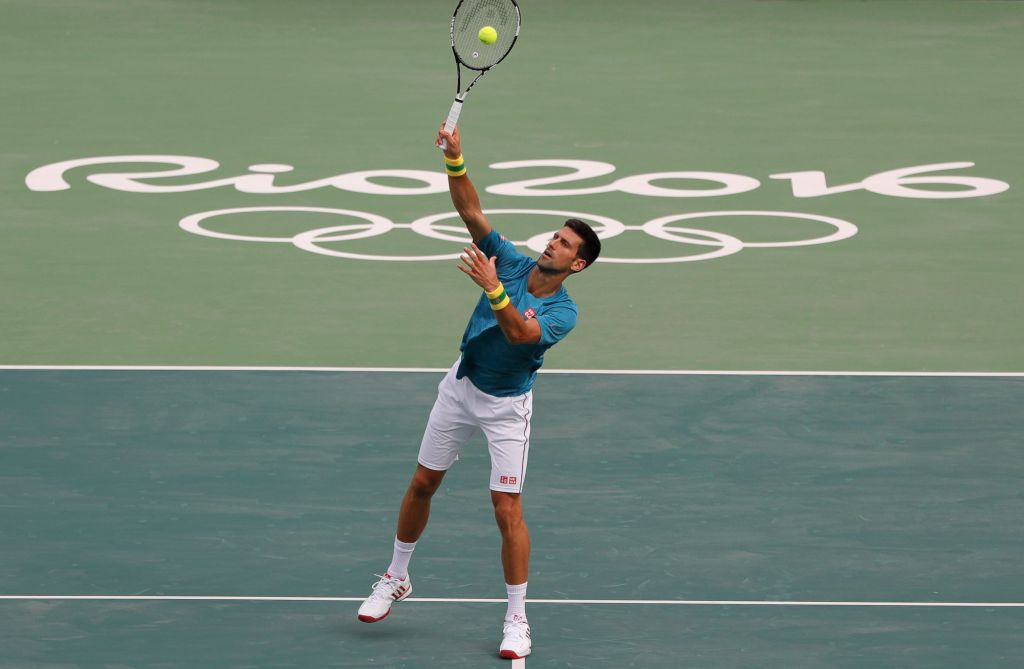 Λάμψη στα κορτ, στις πισίνες και στο χορτάρι