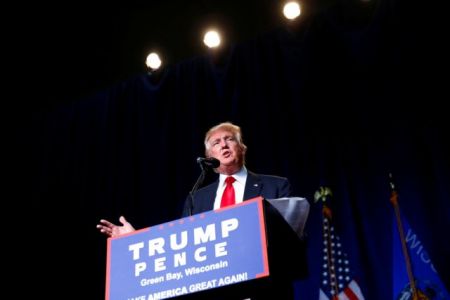 Ο Τραμπ στηρίζει Ράιαν με στόχο την ενότητα των Ρεπουμπλικάνων