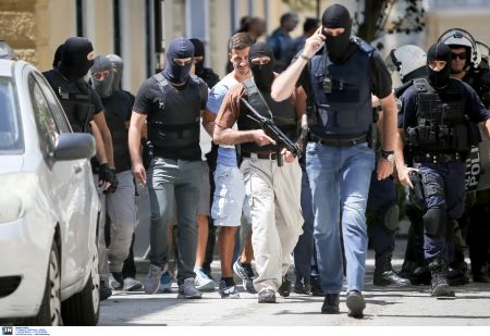 Στο Αυτόφωρο οδηγούνται εκ νέου οι Σακκάς και Σεϊσίδης