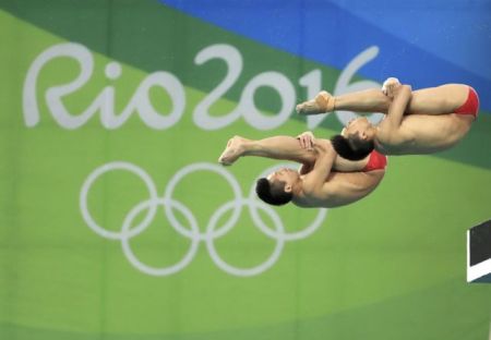 Καταδύσεις (Α): Οι Κινέζοι Τσεν – Λιν το χρυσό στη συγχρονισμένη