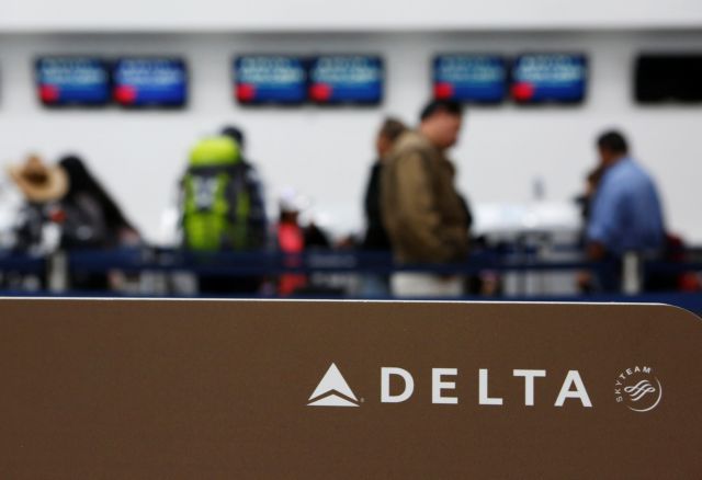 Η Delta ακύρωσε άλλες 250 πτήσεις το πρωί της Τρίτης | tovima.gr