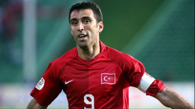 Ένταλμα σύλληψης και για τον θρύλο του τουρκικού ποδοσφαίρου Σουκούρ | tovima.gr