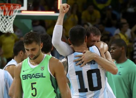 Μπάσκετ (Α): Θρίαμβος της Αργεντινής επί της Βραζιλίας με 2 παρατάσεις