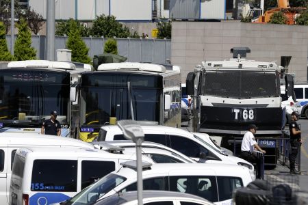 Κωνσταντινούπολη: Εφοδοι σε 44 εταιρείες για «γκιουλενιστές»