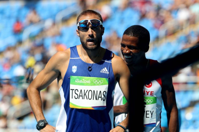 Ο Τσάκωνας εκτός τελικού των 200μ. με 20.63 | tovima.gr