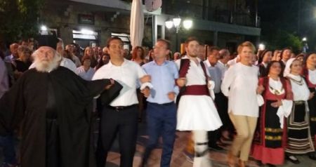 Στο πανηγύρι του χωριού του o πρωθυπουργός