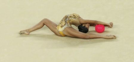 Ρυθμική γυμναστική: Καλή εμφάνιση της Φίλιου στην μπάλα