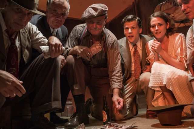 Γούντι Aλεν, μεταλλαγμένη Ζελβέγκερ και… «μούτρα»