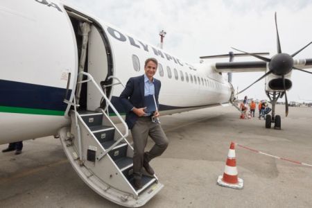 Στην Αθήνα επέστρεψε η πτήση Μητσοτάκη λόγω ομίχλης