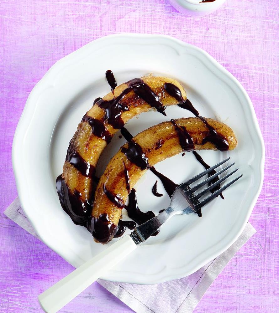 Τηγανητές μπανάνες με σάλτσα σοκολάτας