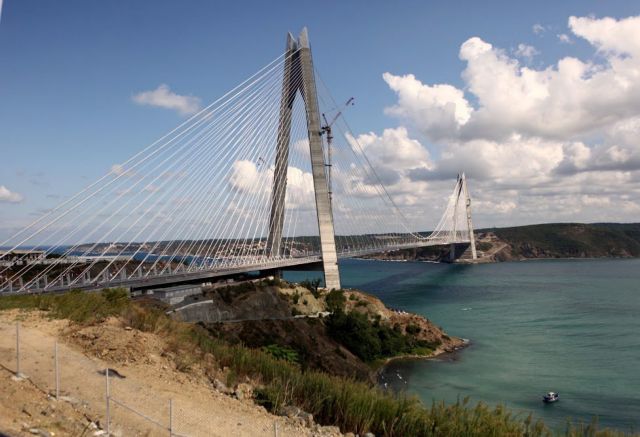 Ο Ερντογάν εγκαινίασε την τρίτη γέφυρα του Βοσπόρου