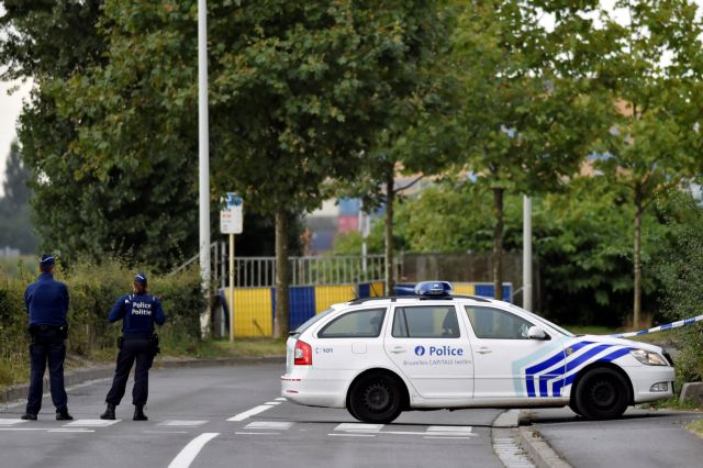 Συνελήφθη ο ένοπλος που κρατούσε ομήρους σε σούπερ μάρκετ στις Βρυξέλλες