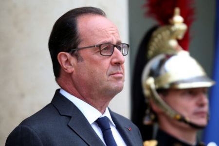 Δημοσκόπηση: Nα χάνει από όλους εμφανίζεται ο Φρανσουά Ολάντ