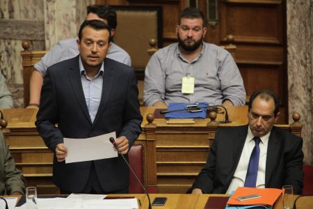 Οργισμένη επίθεση Παππά κατά ΝΔ για τηλεοπτικές άδειες