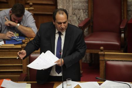 Χρ. Σπίρτζης: Δεν θα χαριστούμε ούτε στη μάνα μας