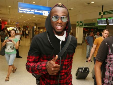 Έφτασε στην Αθήνα ο Εμποκού, ανακοινώνεται μέσα στη μέρα