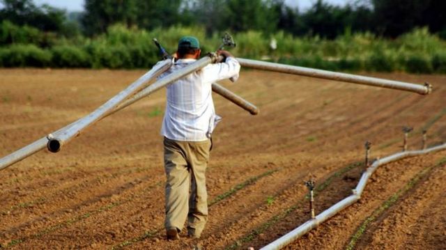 1,5 δισ. ευρώ έως το τέλος του χρόνου στους αγρότες