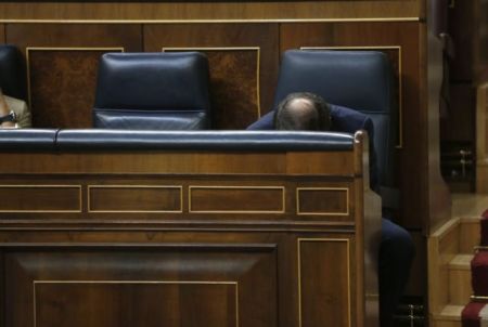 Τρίτη φορά εκλογές τα Χριστούγεννα στην Ισπανία