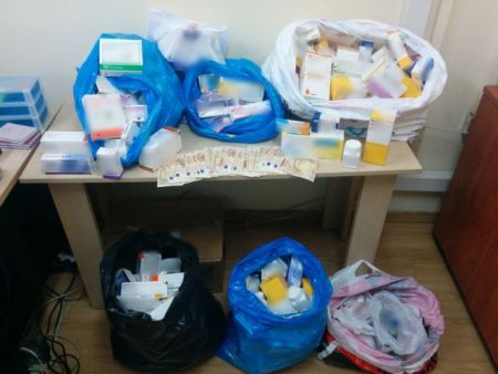 Εξαρθρώθηκε κύκλωμα που διακινούσε παράνομα φάρμακα