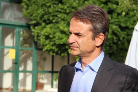 Mitsotakis repeats call for early general elections