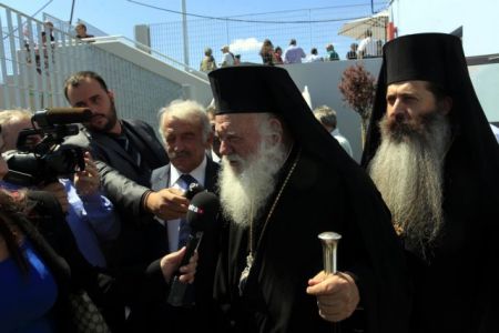 «Στόχος όλων πρέπει να είναι η Παιδεία», τόνισε ο αρχιεπίσκοπος Ιερώνυμος στα εγκαίνια σχολικού συγκροτήματος