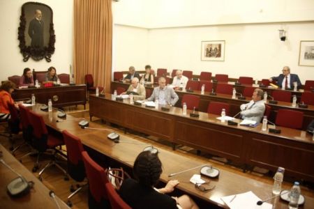 Members of independent Public Revenue Authority approved