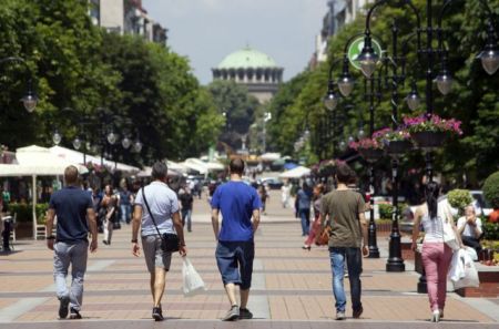 «Από ξένο τόπο και από αλαργινό…»