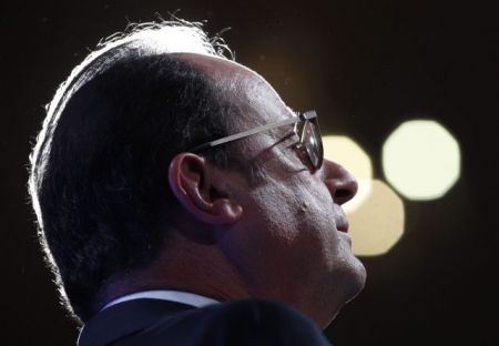 Υπονοούμενα Ολάντ για νέα υποψηφιότητα