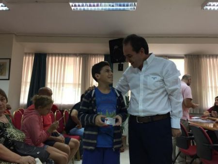 Προπληρωμένες κάρτες για σχολικά είδη σε 1.150 παιδιά από την «Αποστολή»