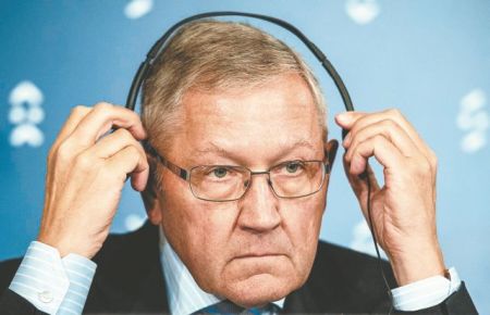 Ρέγκλινγκ: Ο νέος ρόλος του ESM μετά την απόσυρση του ΔΝΤ