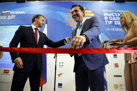 Η μπάντα υποδέχθηκε τον Τσίπρα στη ΔΕΘ με το… «Final Countdown»