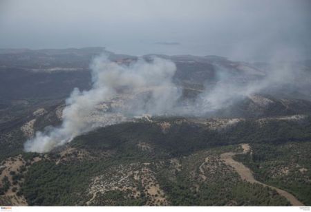 Wildfire on Thasos partially under control after three days