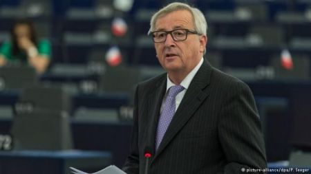 Έμφαση σε επενδύσεις και ανάπτυξη από Γιούνκερ