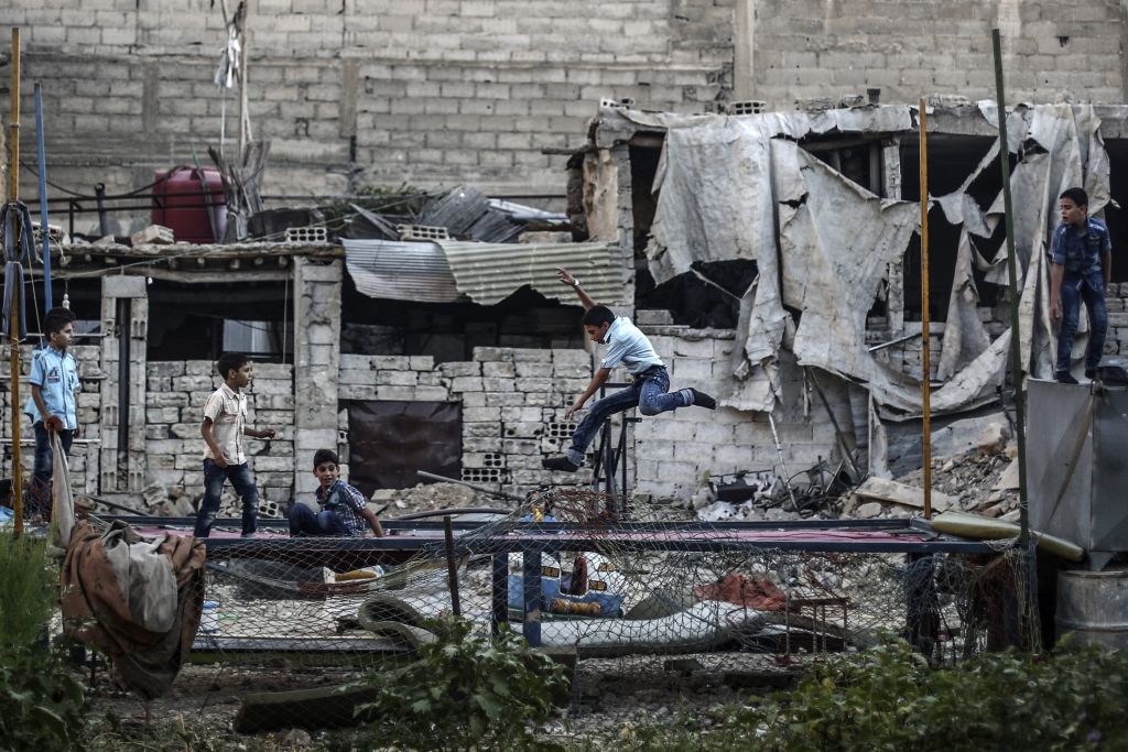 Συρία: Οι επιδρομές «ίσως» είχαν θύματα αμάχους-Τηρείται η εκεχειρία