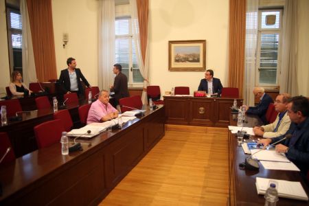 Βαρδινογιάννη, Κυριακού και ΤτΕ καλεί η Εξεταστική για τα δάνεια