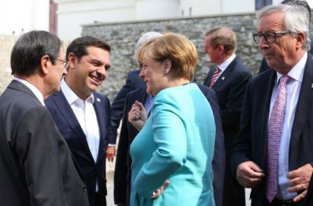 Λιγότερη Ευρώπη, περισσότερος ρεαλισμός