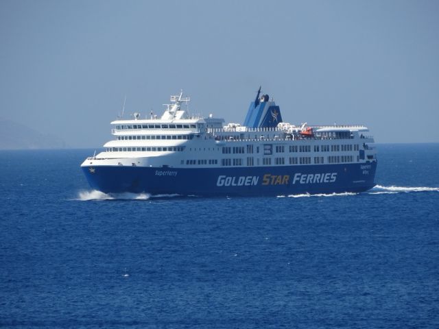 Σύσκεψη την Πέμπτη στο υπουργείο Ναυτιλίας για τα δρομολόγια πλοίων της Golden Star Ferries