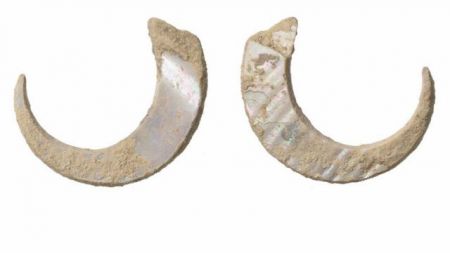 Σε ένα νησί της Ιαπωνίας, το αρχαιότερα αγκίστρια για ψάρεμα