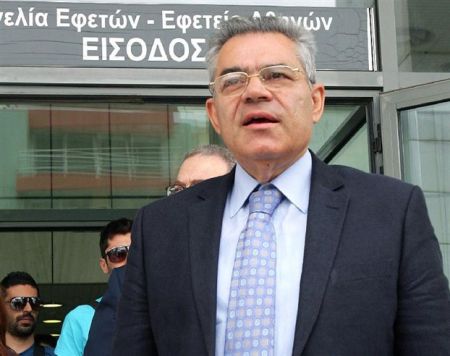 Ξεκινάει από την αρχή η δίκη Μαντέλη για τα μαύρα ταμεία της Siemens