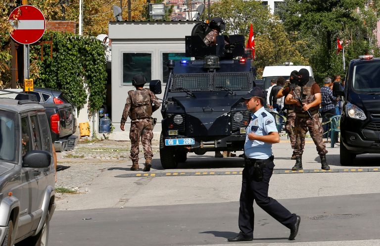 Ξηλώθηκαν 12.800 αστυνομικοί στην Τουρκία μετά το αποτυχημένο πραξικόπημα | tovima.gr
