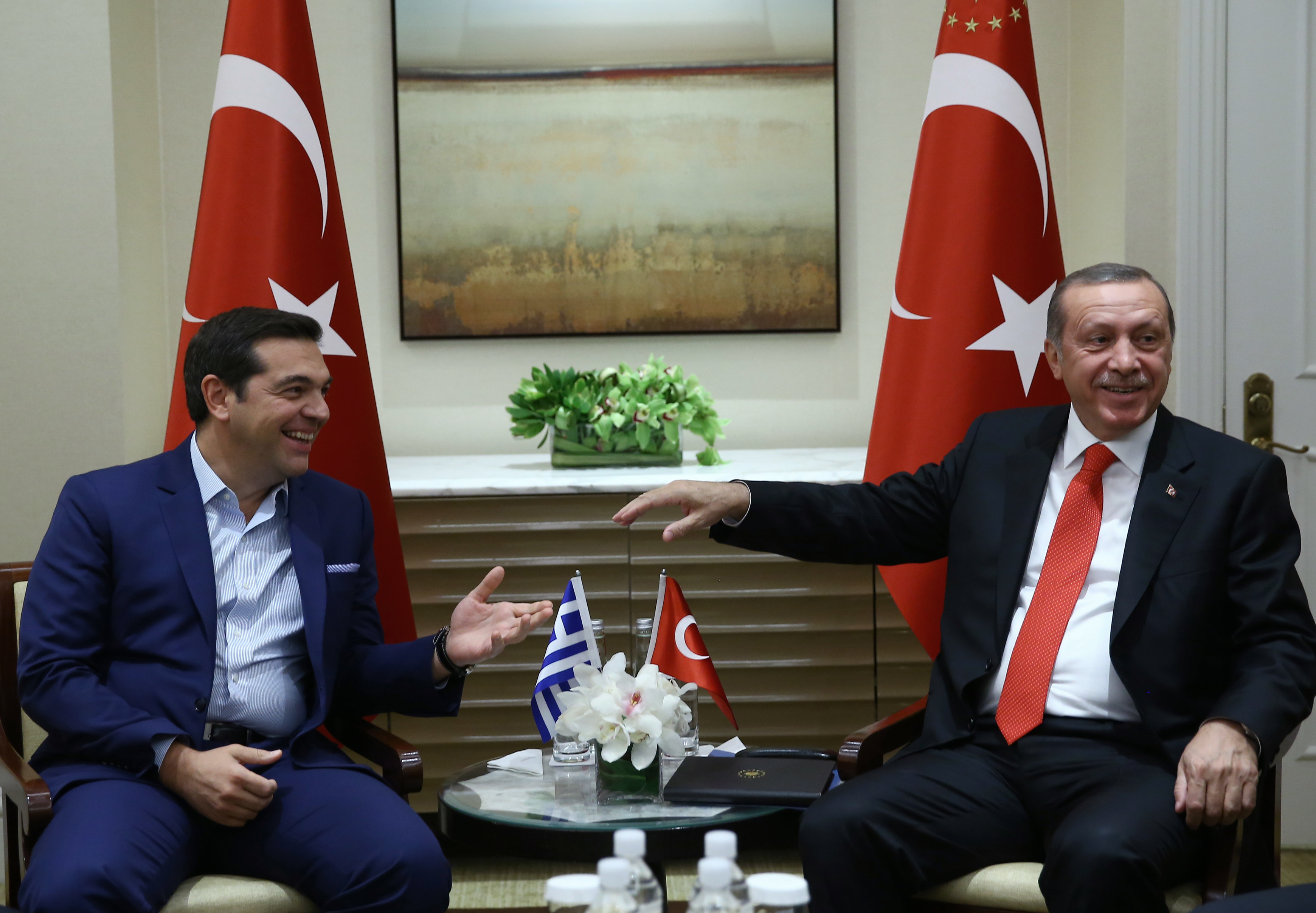 Συνάντηση Τσίπρα – Ερντογάν στο Πεκίνο:  Πλήρη εφαρμογή της Συνθήκης της Λωζάνης επιθυμεί ο τούρκος πρόεδρος