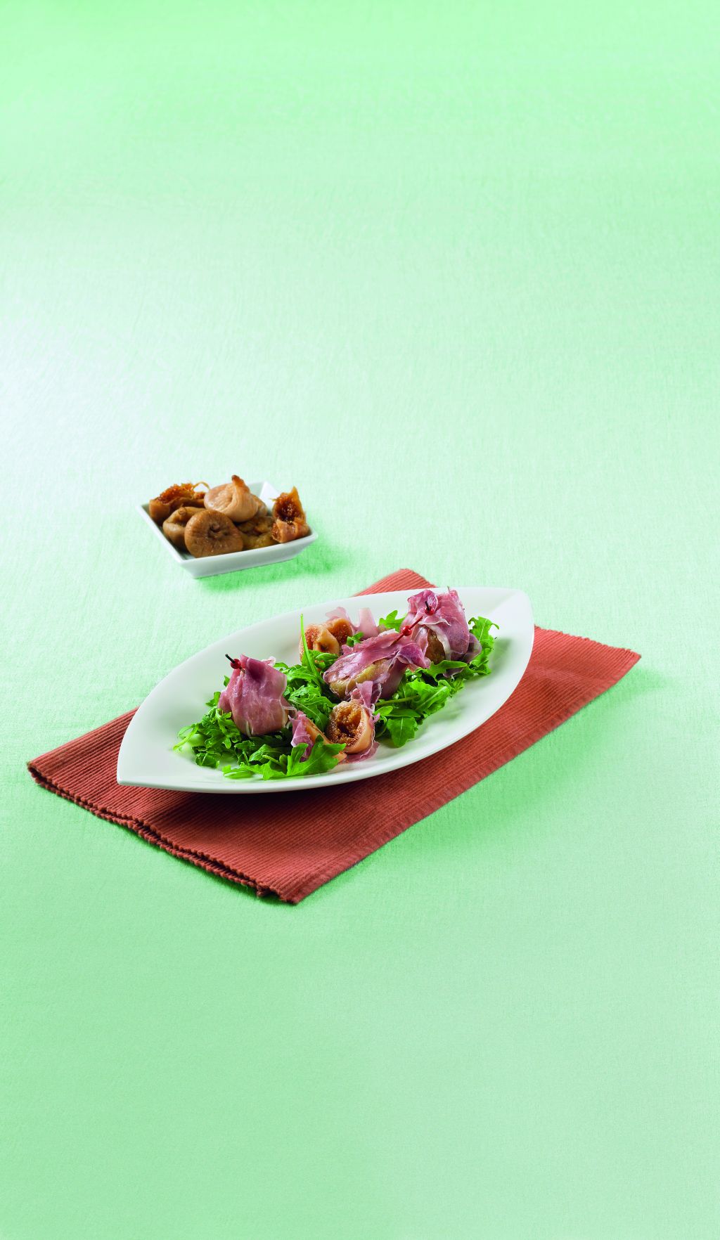 Πουγκιά με προσούτο και αποξηραμένα σύκα