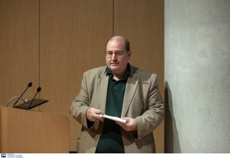 Φίλης: Δεν κάνω πίσω στο θέμα των Θρησκευτικών, έχω την κάλυψη του Πρωθυπουργού